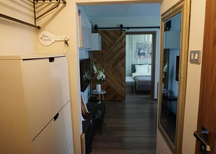 Maly Kwadrat דירה טיצ'י